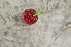 photo 1559159266 80720c1dc202cropentropycstinysrgbfitmaxfmjpgixidM3wxNDA1NTd8MHwxfHNlYXJjaHw4Nnx8anVpY2VzJTIwdG9tYXRvfGVufDF8MHx8fDE3NzMwODkwNTN8MAixlibrb 4.1.0q80w1080